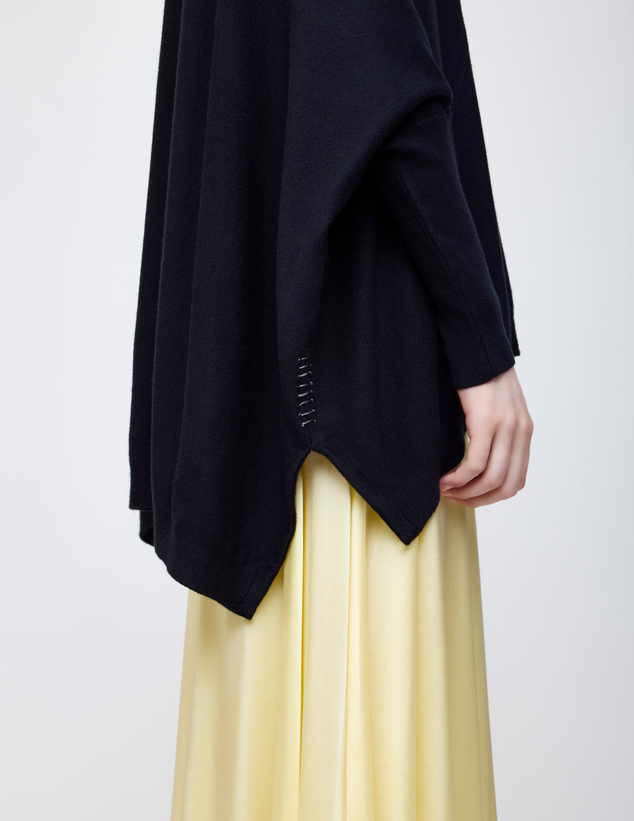 Kimono sleeve knit -Black-