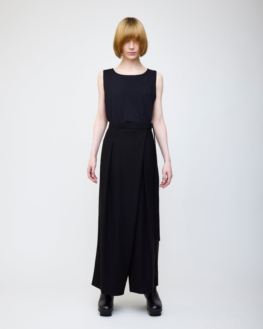Wool rap pants