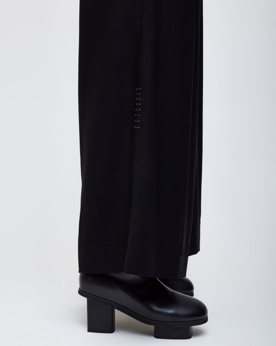 Wool rap pants