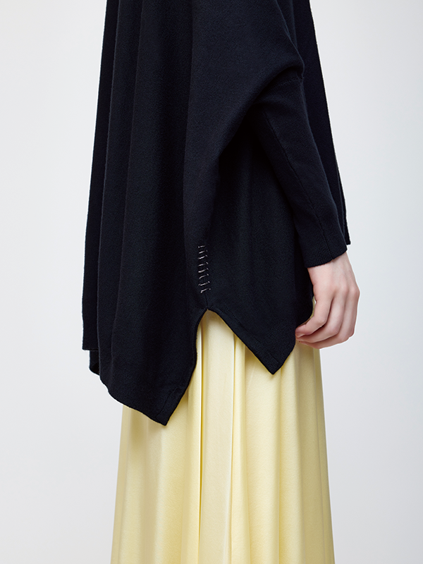 Kimono sleeve knit -Black-